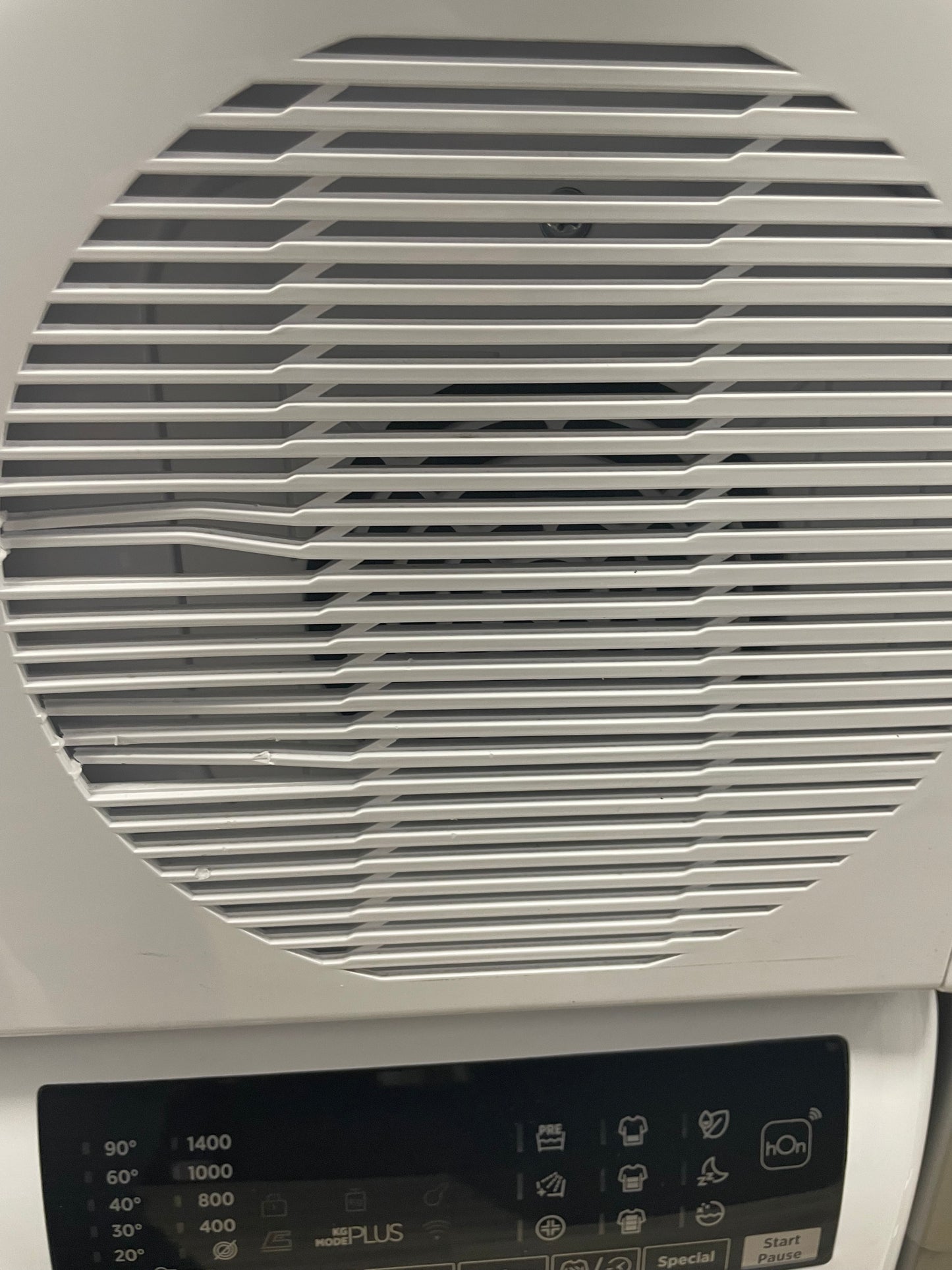 BEKO Pro B3T49241DW 9 kg Heat Pump Tumble Dryer - White