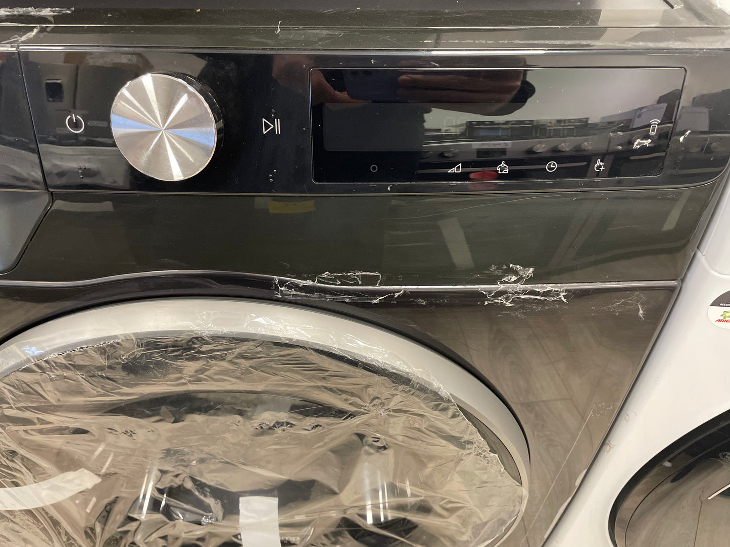 Samsung Series 6 AI Energy DV90DG6845LBU1 9KG Heat Pump Tumble Dryer, Black