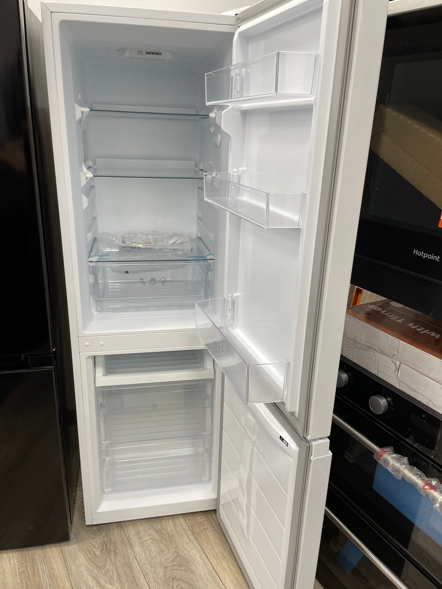 LOGIK LFC50W23 60/40 Fridge Freezer - White