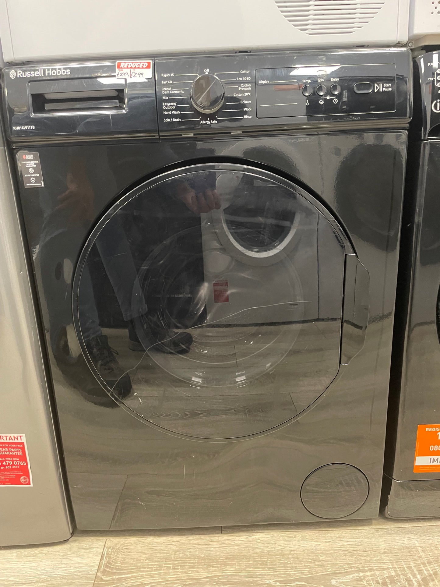 Russell Hobbs RH814W111B 11 Series 8kg Washing Machine with 1400rpm in Black