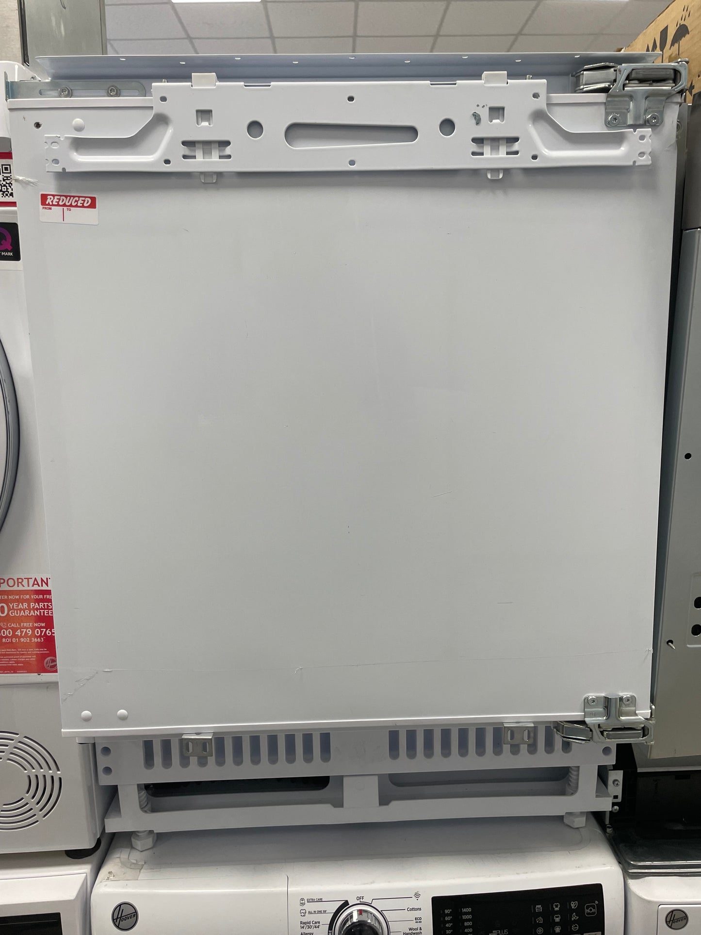 CANDY CMLS68EWK Integrated Undercounter Fridge - Fixed Hinge