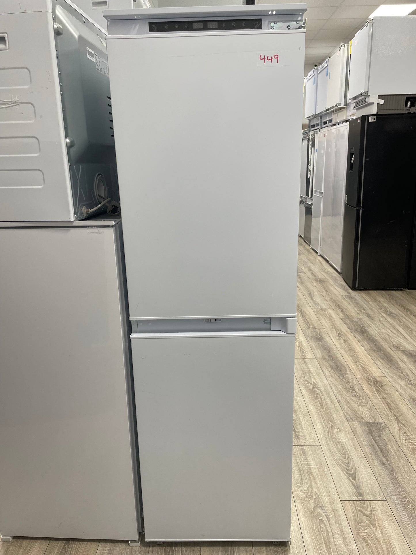 HAIER HB50T618FMK Integrated Smart 50/50 Fridge Freezer - Sliding Hinge