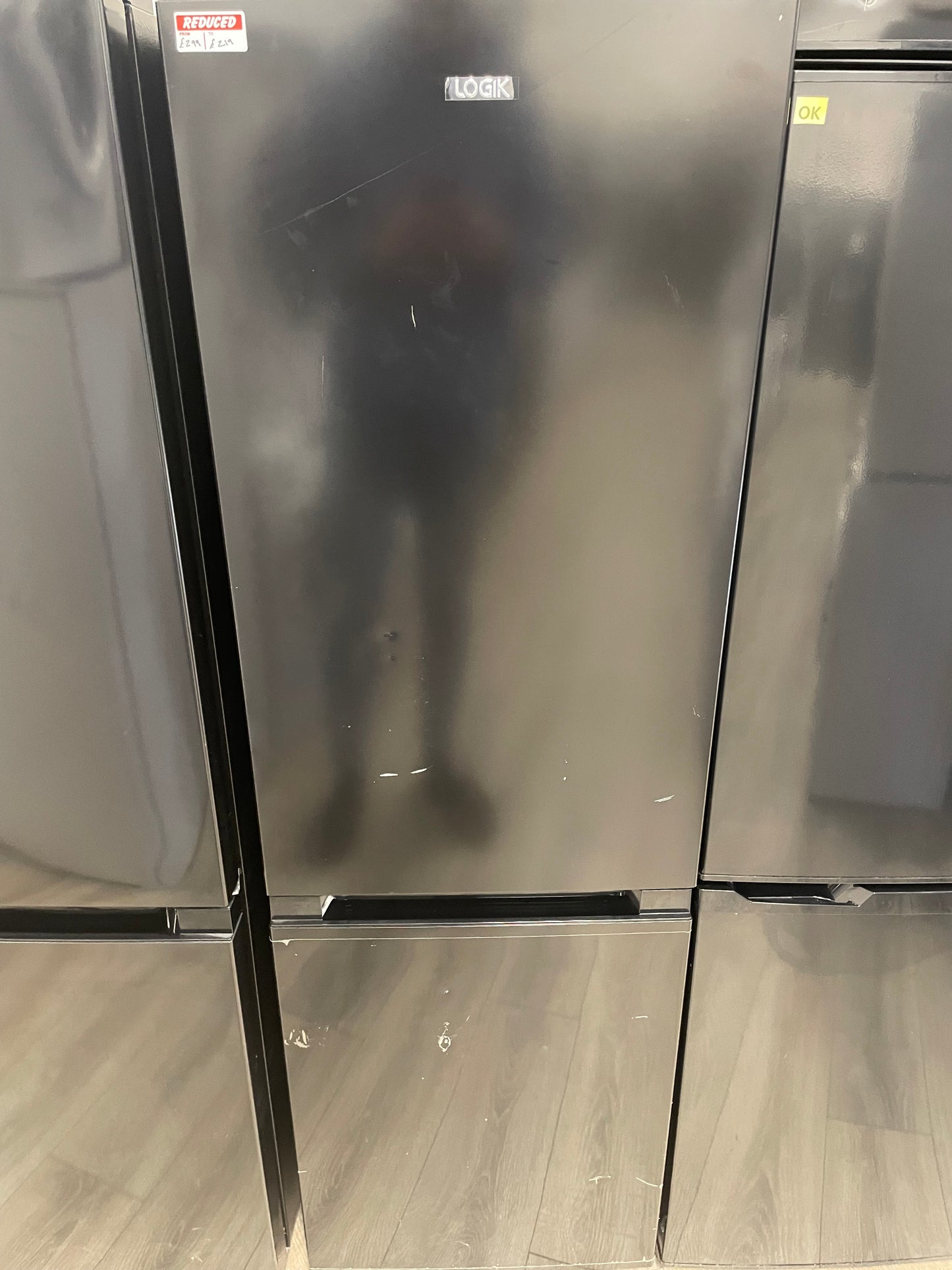 LOGIK LFC50B23 60/40 Fridge Freezer - Black