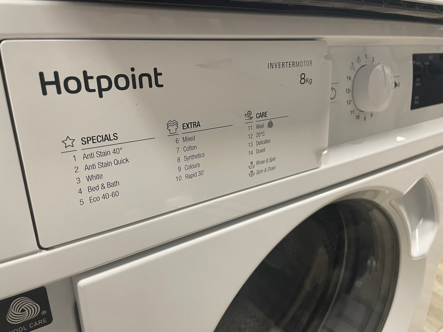 HOTPOINT BIWMHG81485UK Integrated 8 kg 1400 Spin Washing Machine