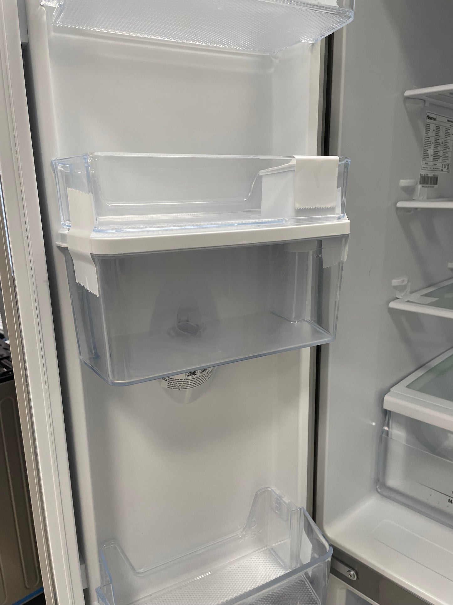 Hisense Fmn440W20C American Style Freestanding Frost Free Fridge Freezer