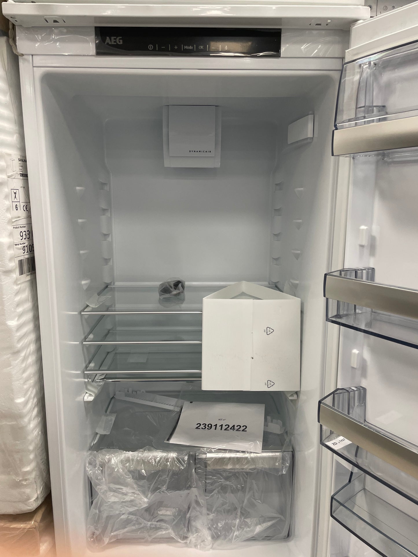 AEG SCE818F6TS 177cm Built In Fridge Freezer