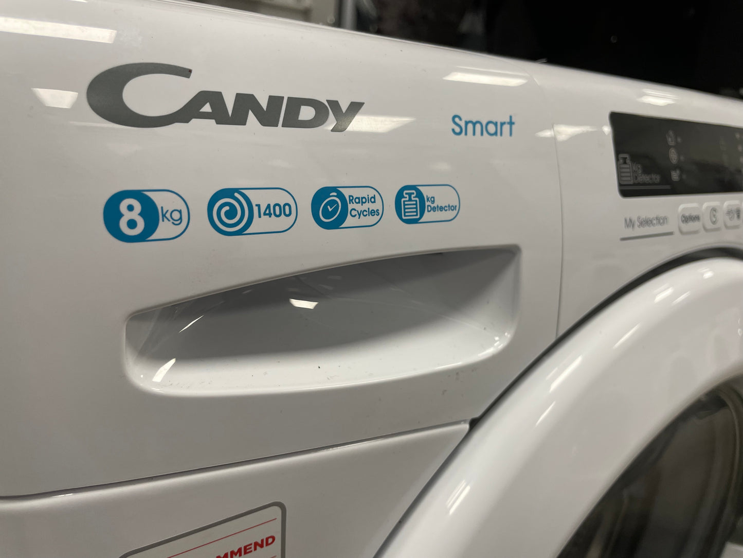 Candy CS 1482DW4/1-80
Washing Machine, 8kg, 1400 Spin, White, B Rated