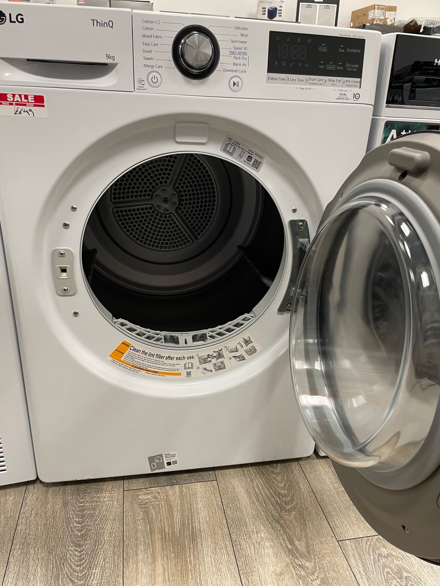 LG Dual Dry FDV309WN WiFi-enabled 9 kg Heat Pump Tumble Dryer - White