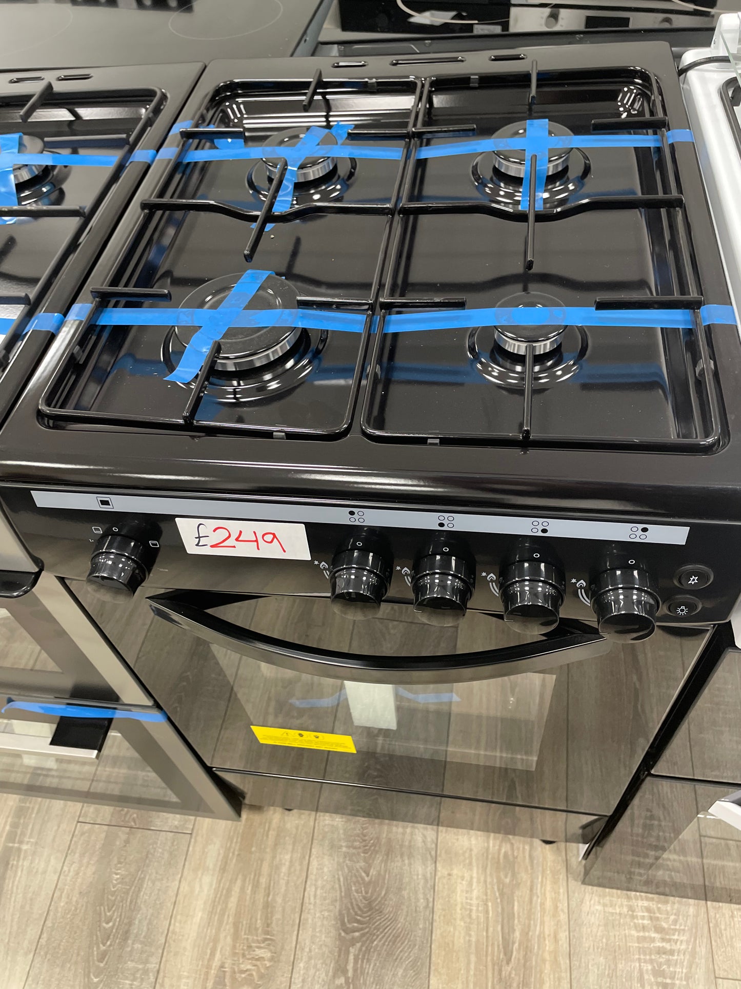 ESSENTIALS CFSGBK22 50 cm Gas Cooker - Black