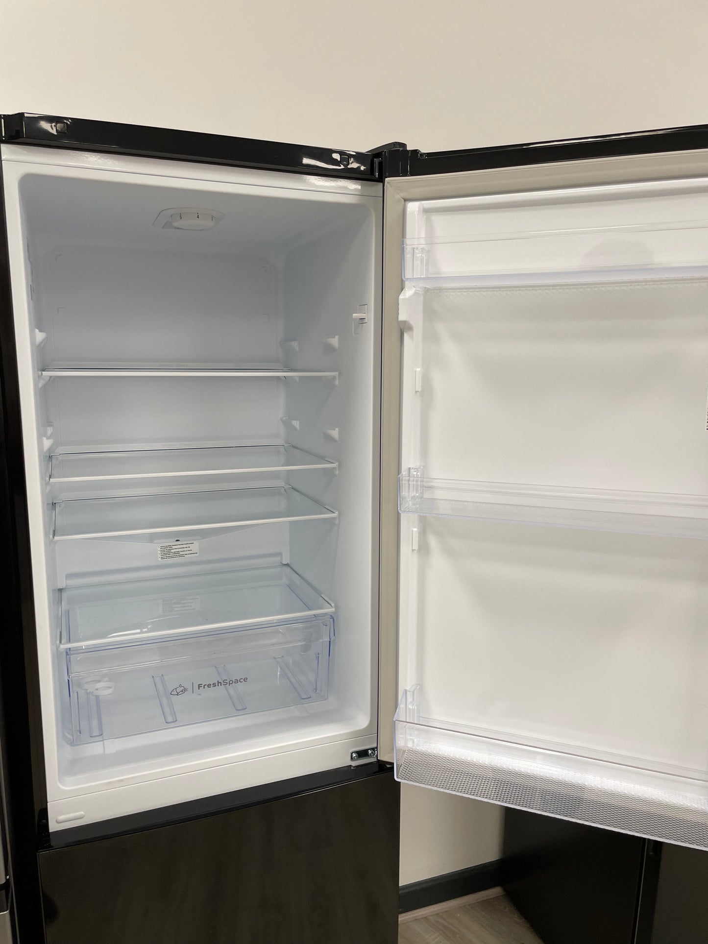 Indesit IB55732BUK 182cm 50/50 Fridge Freezer - Black - E Rated
