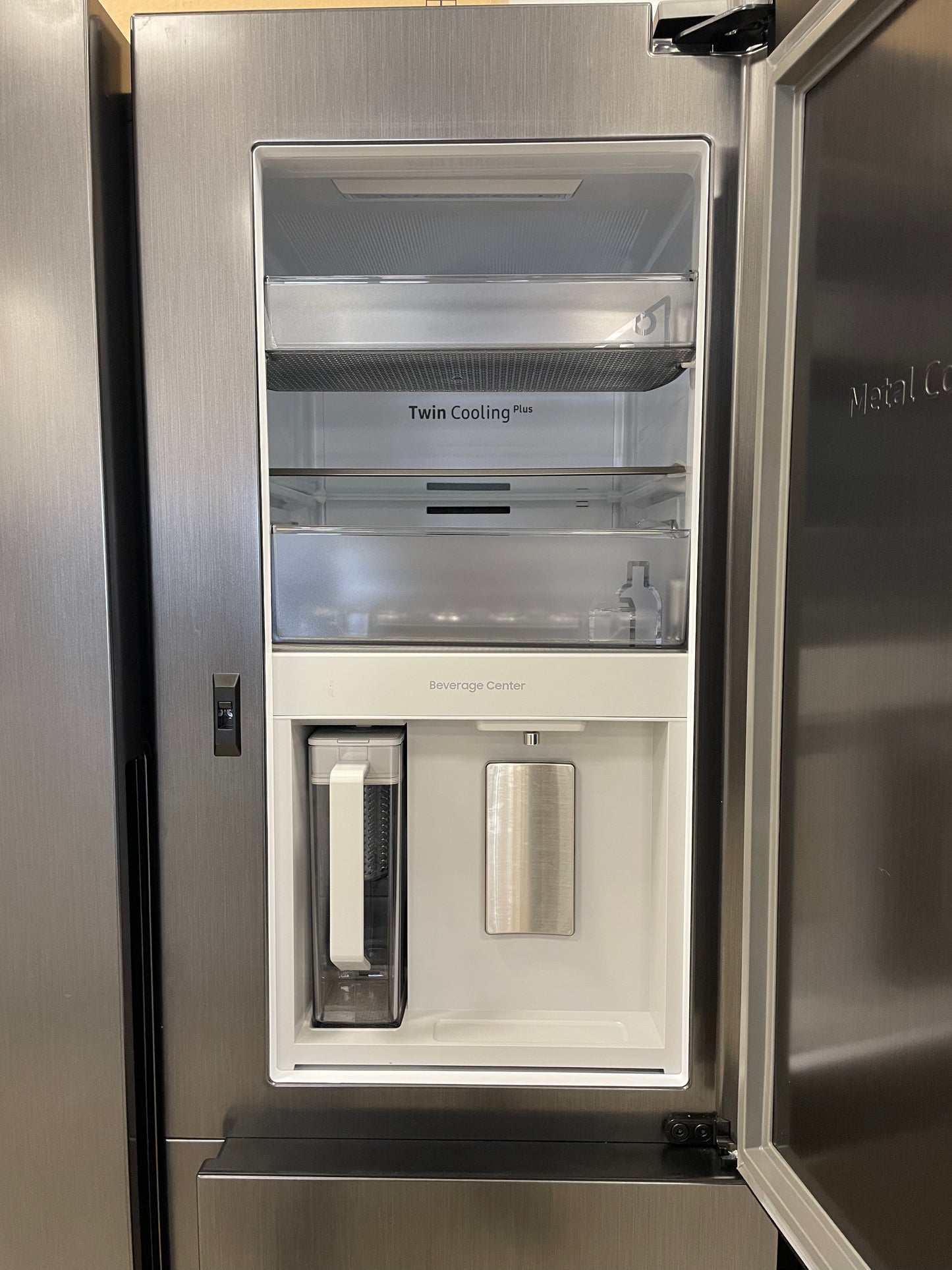 SAMSUNG Series 9 Beverage Center RH69B8931B1/EU American-Style Fridge Freezer - Black Stainless